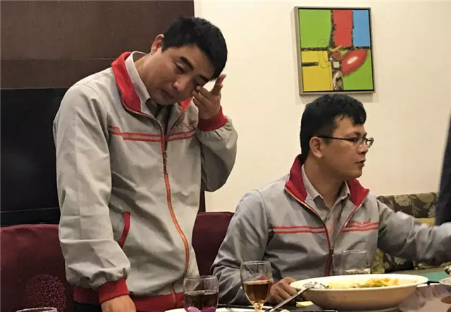 亮閣門窗｜家庭文化系列報(bào)道之——傳承孝道文化！